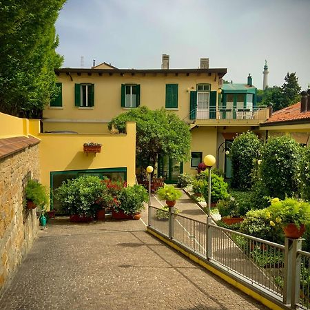 Le Residenze Dei Serravallo Trieste Ngoại thất bức ảnh